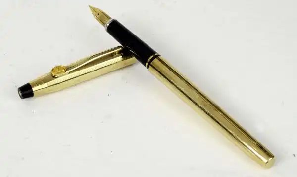 Vintage cross century fountain pen - 10K gold filled barrel and 14K solid gold nib - Image 2