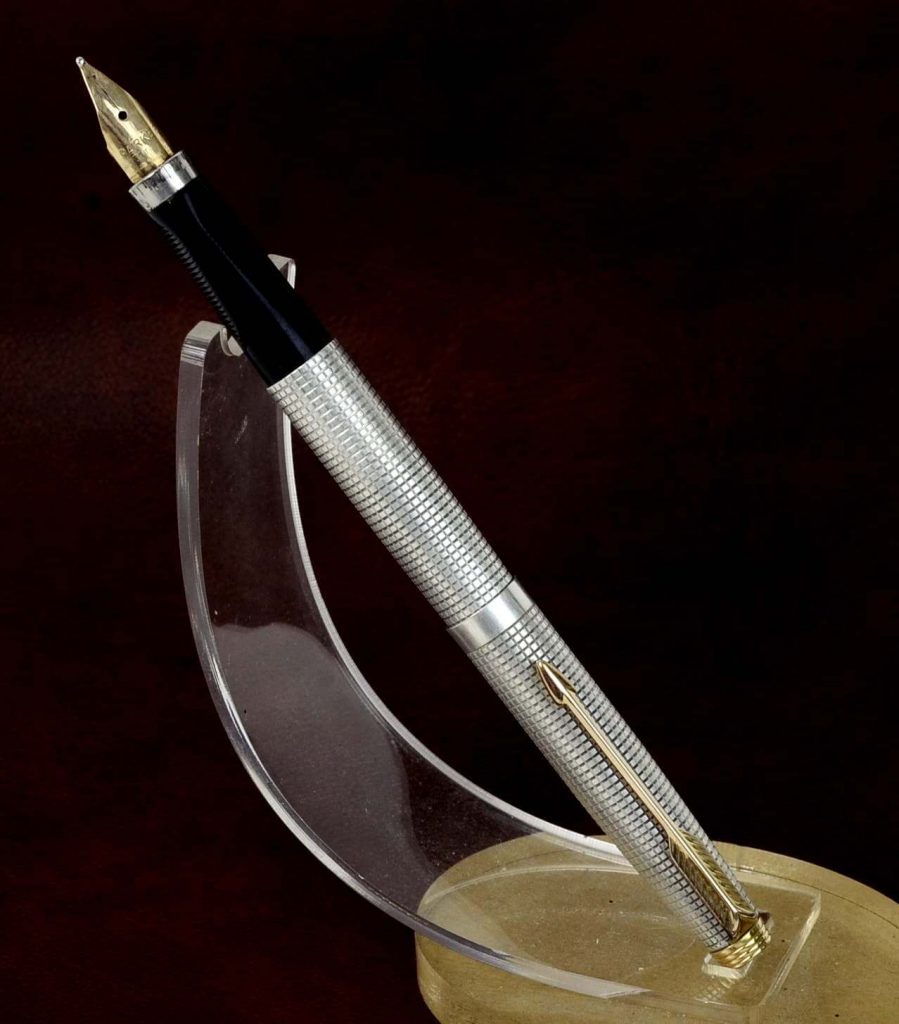 Vintage parker 75 sterling silver fountain pen with 14K gold broad nib
