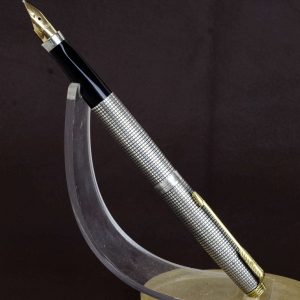 vintage-parker-75-sterling-silver-fountain-pen-14K-solid-gold-Medium-nib-USA