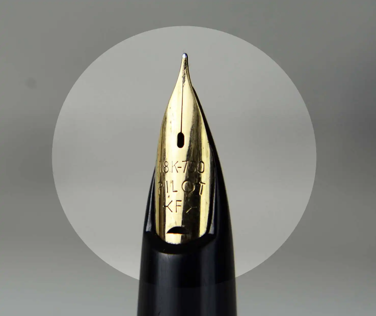 pilot Elite 18K pocket fountain pen with 18K solid gold F nib - Image 7