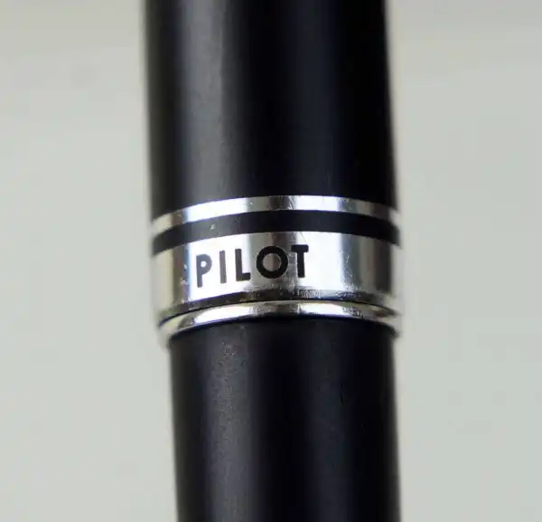 Vintage rare pilot Namiki MYU black fountain pen with Fine nib and original converter - Image 7