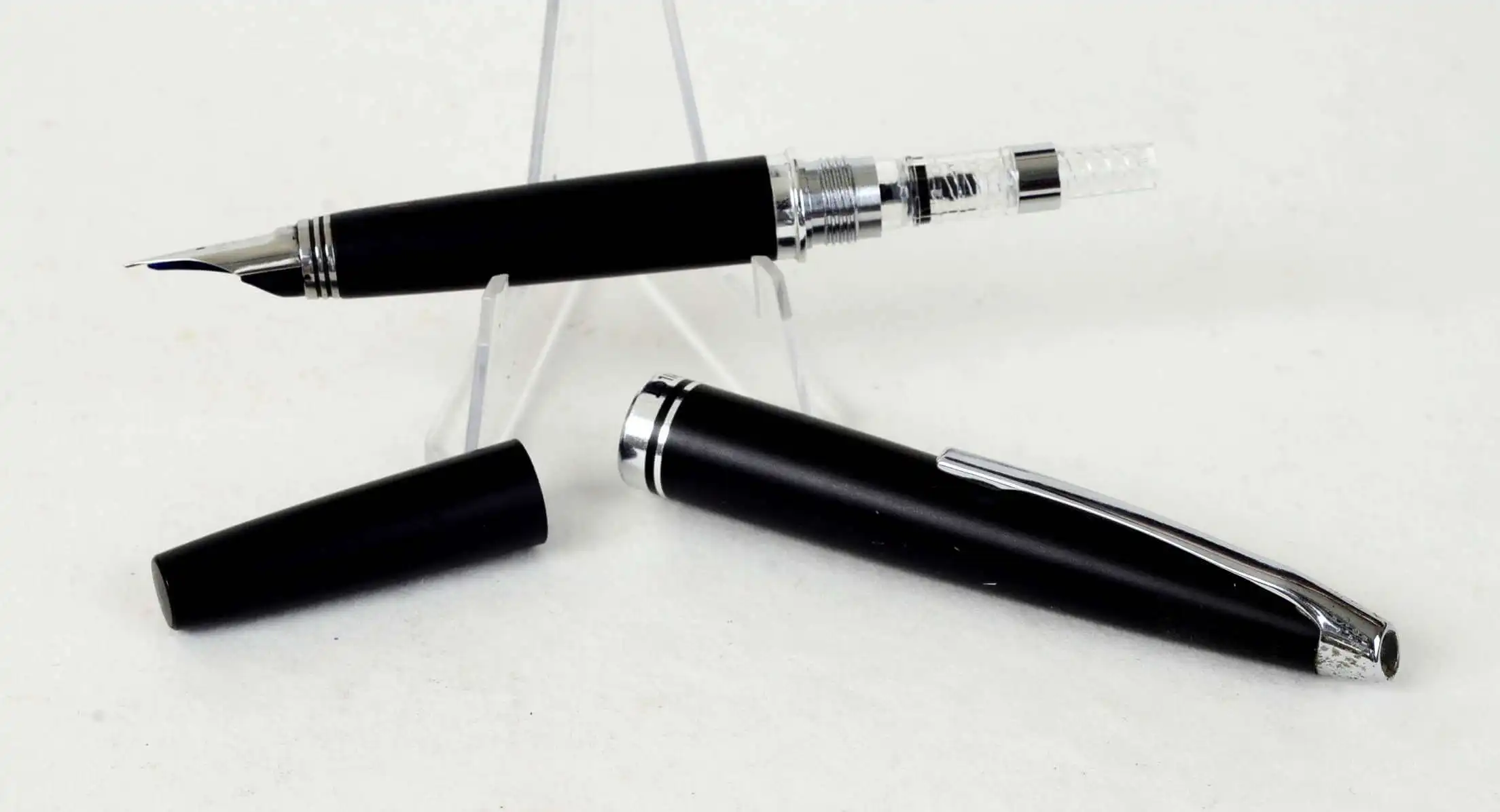Vintage rare pilot Namiki MYU black fountain pen with Fine nib and original converter - Image 3