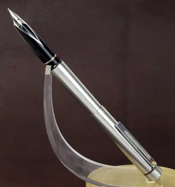 SHEAFFER 万年筆 TARGA 1001 XG Buy vintage sheaffer targa 1001 fountain pen with Inlaid fine online