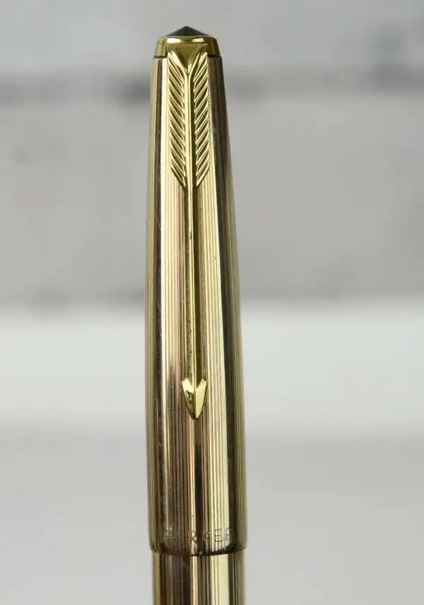 Vintage Parker 61 fountain pen 12K gold filled  and 14K Gold M nib - Image 5