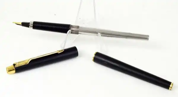 Vintage parker classic arrow 180 flighter fountain pen slim with 180  B nib - Image 3