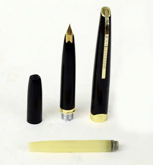 Platinum  pocket 18 fountain pen  with 18K solid gold Medium nib - Image 4