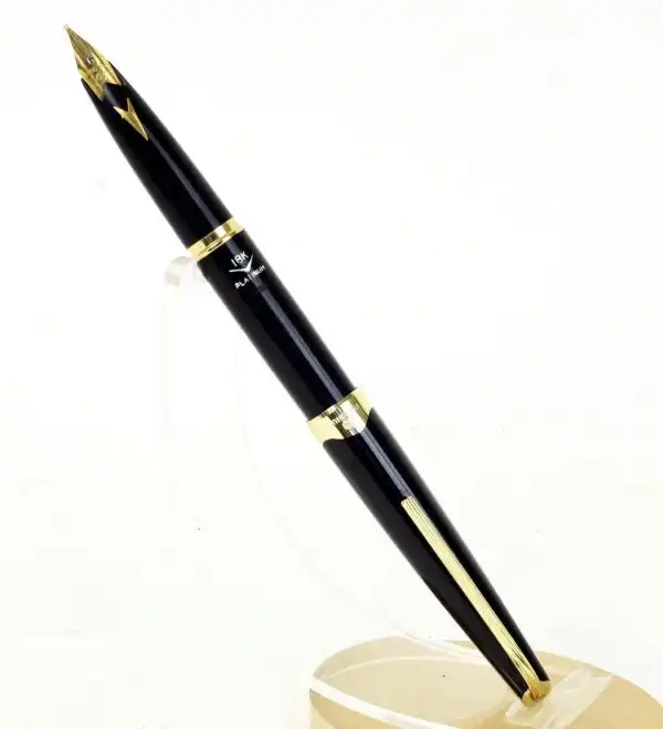 Vintage Platinum P300 posted fountain pen - 18K solid gold  semi-hooded M nib - Image 2
