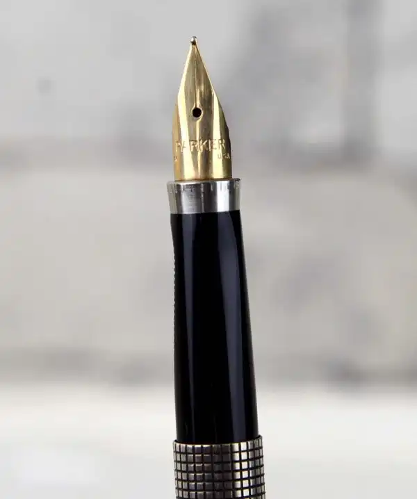 Vintage parker 75 sterling silver fountain pen with 14K solid Gold M nib - NOS mint stock - Image 5