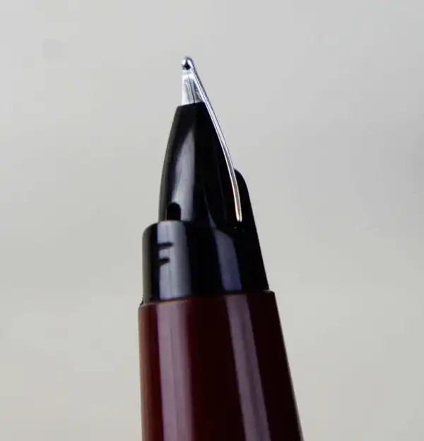 Fountain pen parker 45 vintage fountain pen F nib  - Red barrel - Image 5