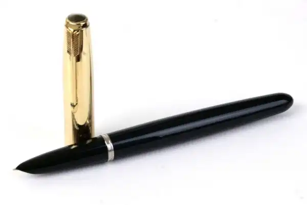 Vintage parker 51 aerometric fountain pen  with 14 Karat solid gold F nib  - Uninked - Image 3