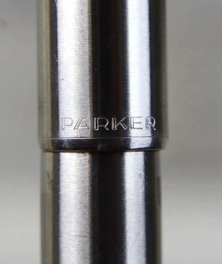 Vintage Parker 65 flighter fountain pen with 14Karat solid gold B nib - England made - Image 9