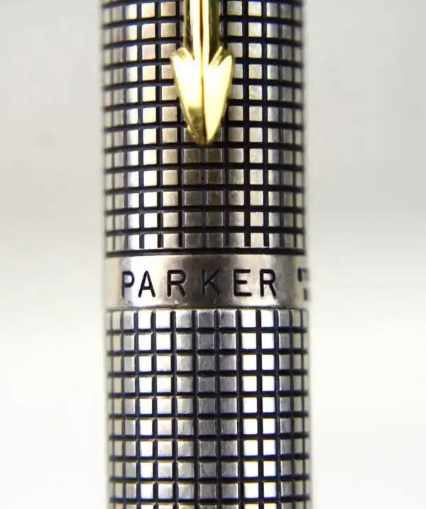Vintage parker 75 sterling silver fountain pen with 14K solid Gold M nib - NOS mint stock - Image 9