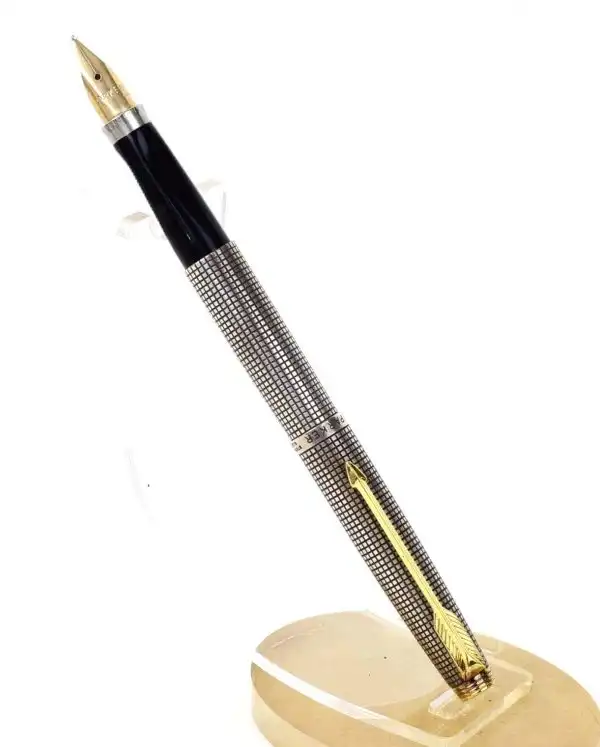 Vintage parker 75 sterling silver fountain pen with 14K solid Gold M nib - NOS mint stock - Image 3