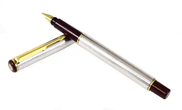 Parker rialto 88 vintage fountain pen - Sterling silver plated barrel with gold plated M Nib - Image 4