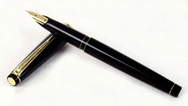 Vintage pilot Elite 95s full size fountain pen with 18K solid gold M nib - Image 4
