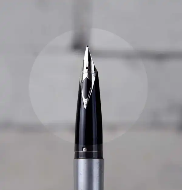 Vintage Sheaffer Imperial 444  fountain pen with Steel Inlaid fine nib - Image 5
