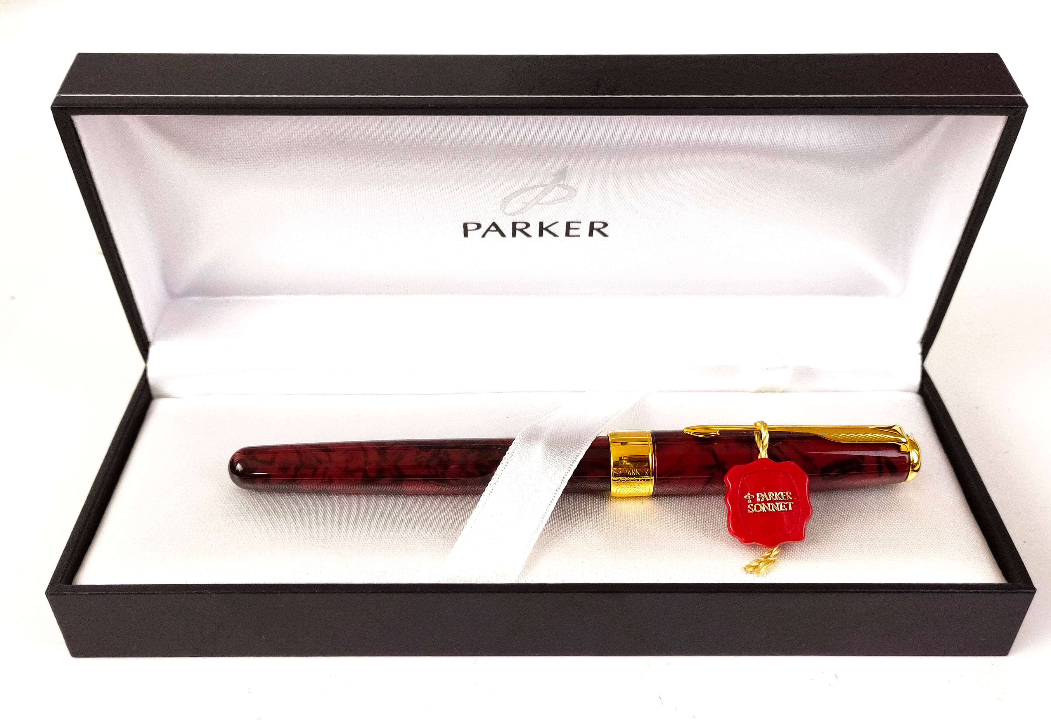 Buy online Parker sonnet red marbled fountain pen 18K gold M nib