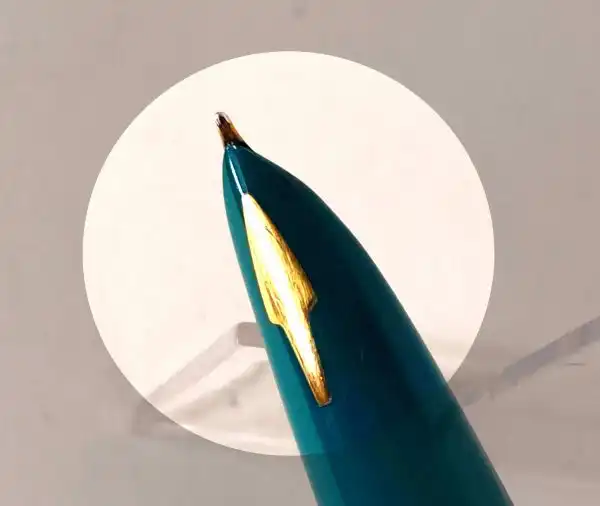 Vintage Parker 61  fountain pen 12K gold filled cap with 14K Gold M nib - Image 8