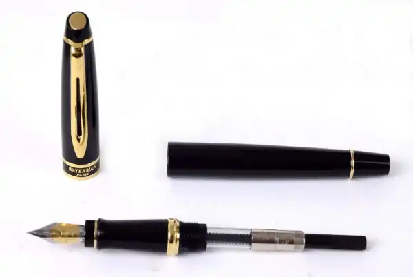 Waterman Expert black barrel fountain pen - gold plated EF dualtone nib - Image 3