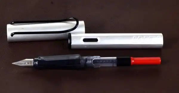 Lamy Alstar silver barrel fountain pen With Steel M nib -  Brand new - Image 3