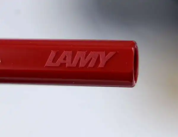 Lamy Safari pink barrel fountain pen With Steel B nib -  Unused new - Image 7