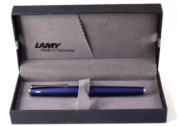 Lamy Studio imperial blue barrel fountain pen With Steel M nib -  Brand new - Image 13
