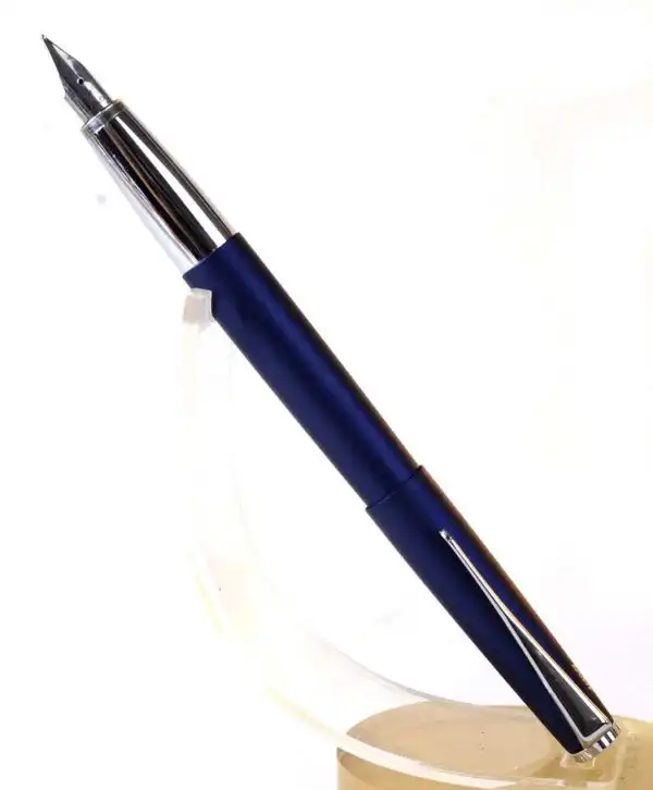 Lamy Studio imperial blue barrel fountain pen With Steel M nib -  Brand new - Image 2