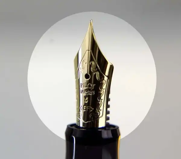 Vintage Pilot Custom 74 black barrel fountain pen -  14K solid gold Extra Fine nib - Image 7