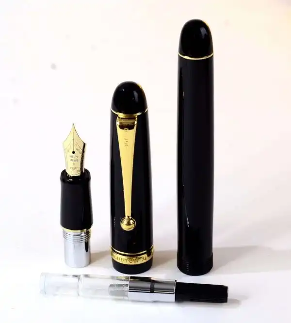 Vintage Pilot Custom 74 black barrel fountain pen -  14K solid gold Extra Fine nib - Image 8