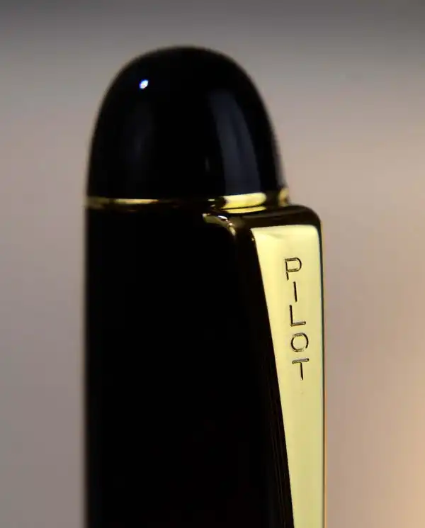 Pilot Custom 74 black barrel fountain pen -  14K 585 solid gold Medium nib - Brand new - Image 6