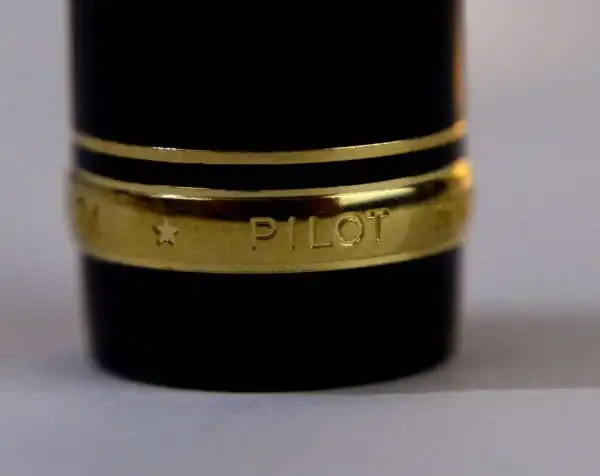 Pilot Custom 74 black barrel fountain pen -  14K 585 solid gold Medium nib - Brand new - Image 5