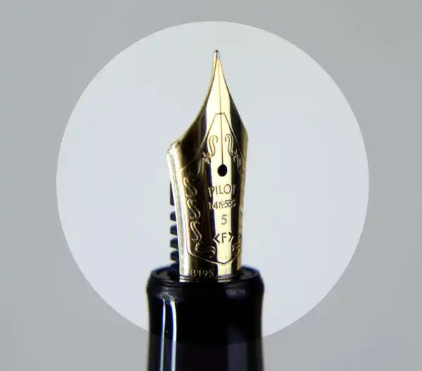 Pilot Custom 74 black barrel fountain pen -  14K 585 solid gold F nib  - Preowned - Image 9