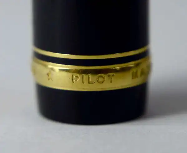 Pilot Custom 74 black barrel fountain pen -  14K 585 solid gold F nib  - Preowned - Image 5