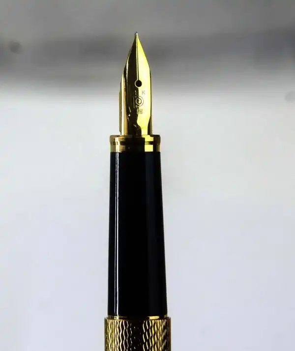 platinum vintage golden fountain pen and mech pencil set - NOS - Image 4