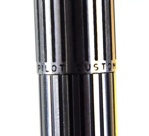 Vintage Pilot Custom silver striped fountain pen - 14K 585 solid gold M nib - Image 7