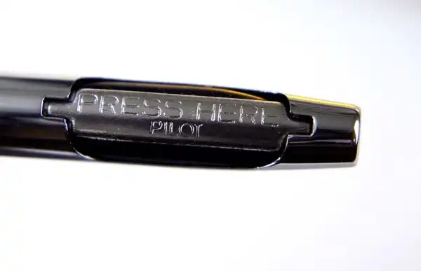 Vintage Pilot Custom silver striped fountain pen - 14K 585 solid gold M nib - Image 8