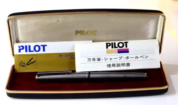 Vintage Pilot Custom silver striped fountain pen - 14K 585 solid gold M nib - Image 3