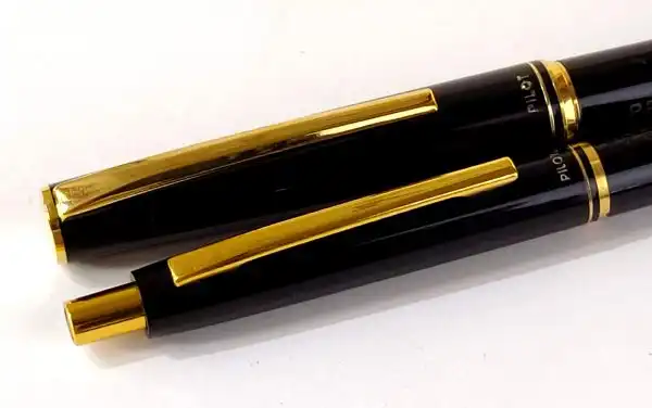 Pilot super fountain pen and  ballpoint with 23K gold plated F nib - unused mint - Image 10