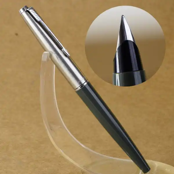 parker 45 grey