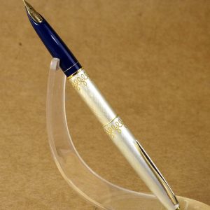 vintage-pilot-lady-silver-barrel-fountain-pen-18K-solid-gold-750-F-nib
