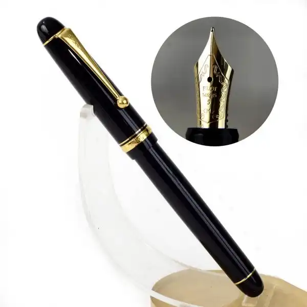 Pilot custom 74 black