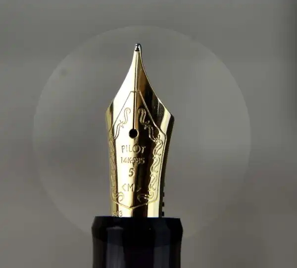 Vintage Pilot Custom 74 black barrel fountain pen -  14K 585 solid gold M nib - Image 8