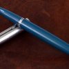 Vintage parker 21 fountain pen Blue barrel with steel Fine nib - Image 4