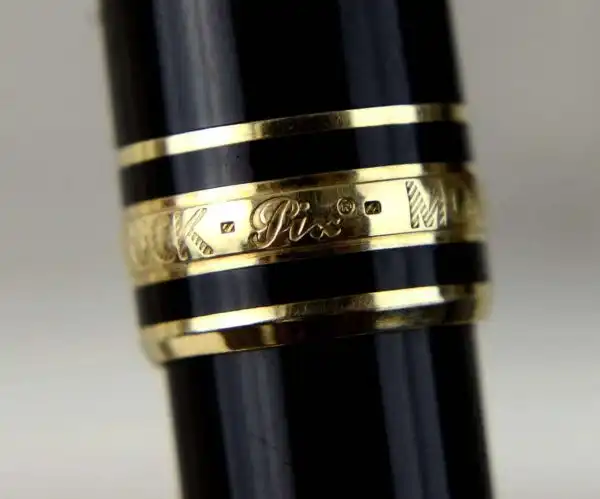 Montblanc Meisterstück Classique Unicef edition rollerball pen  - Mint - Image 12