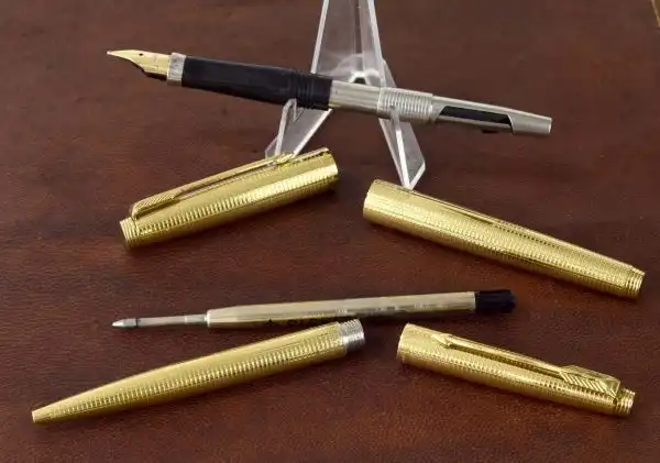 Parker 75 gold filled fountain pen and ballpoint set with 14K gold M nib - Image 3