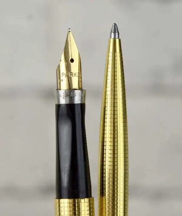 Parker 75 gold filled fountain pen and ballpoint set with 14K gold M nib - Image 10
