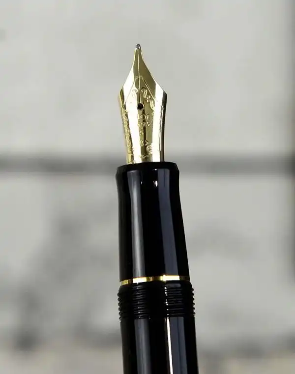 Pilot Custom 74 black barrel fountain pen -  14K 585 solid gold Broad nib - Image 5