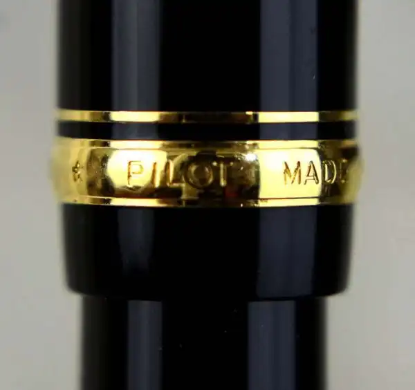 Pilot Custom 74 black barrel fountain pen -  14K 585 solid gold Broad nib - Image 9