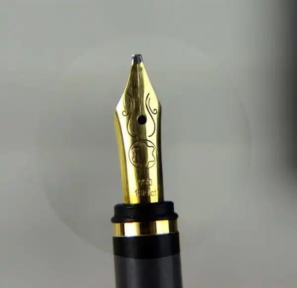 Montblanc Noblesse Navy blue fountain pen 18K gold B nib - 1970 Vintage - Image 8