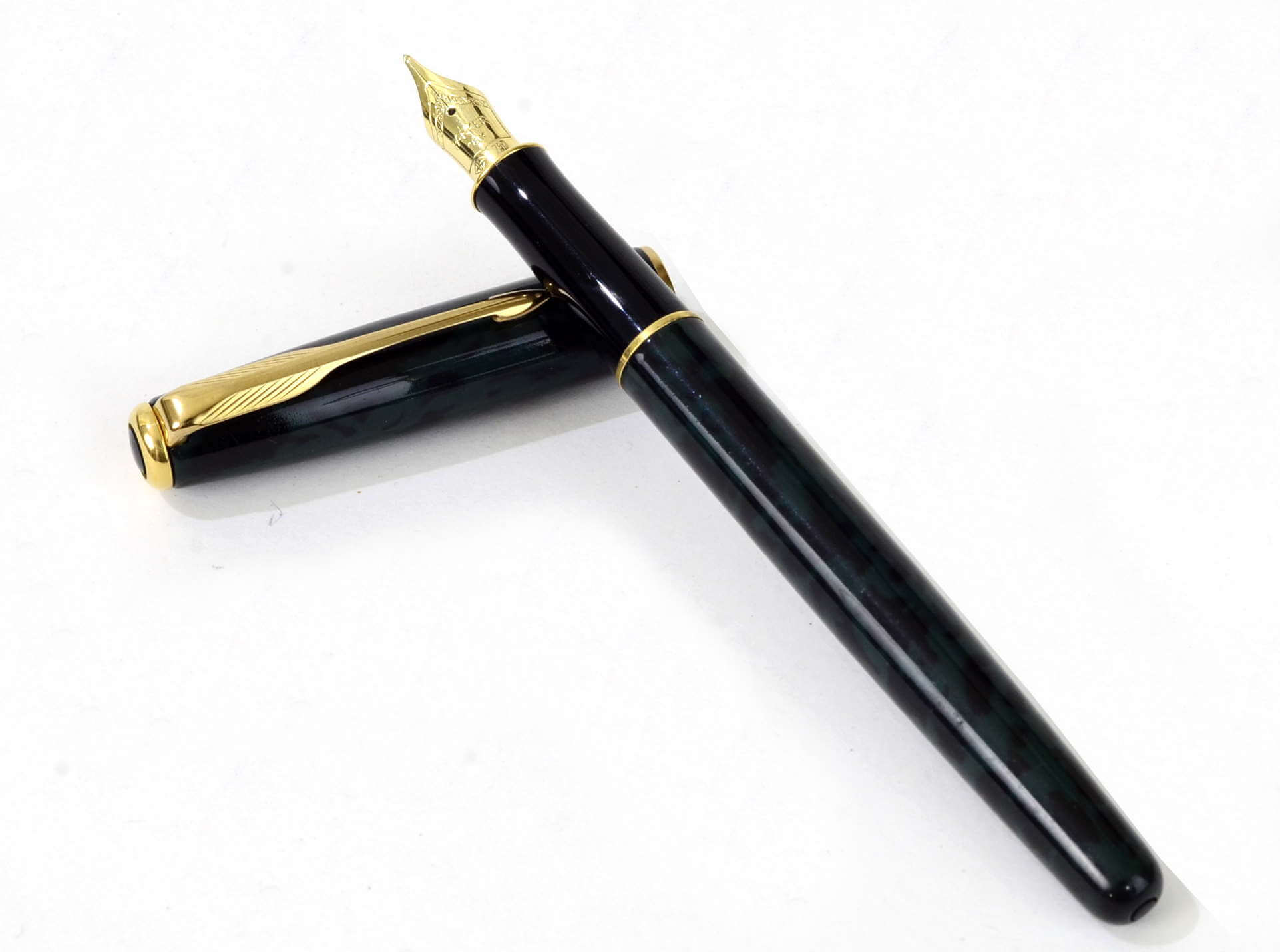 PARKER Sonnet Penna sfera M 1931476 rosso/oro - Ecomedia AG